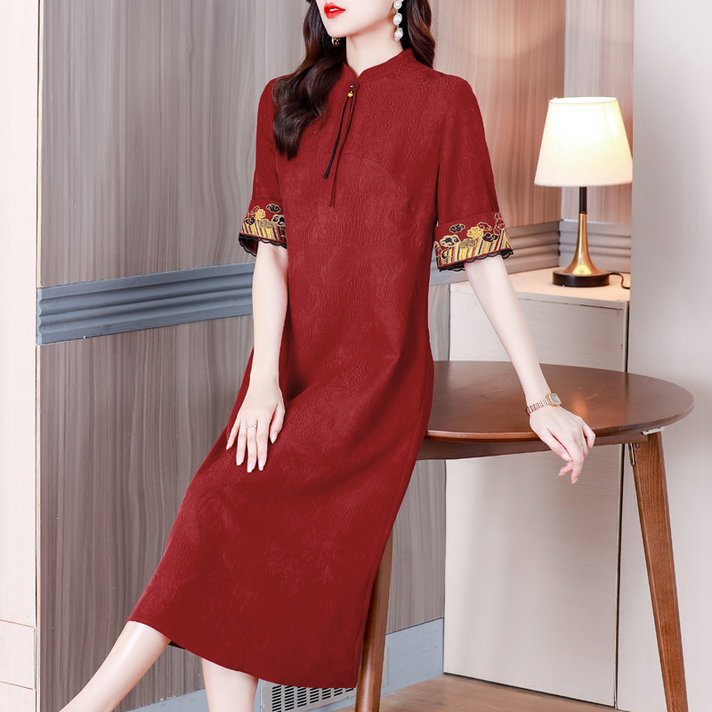 2023新款夏季妈妈中式旗袍遮肉显瘦连衣裙