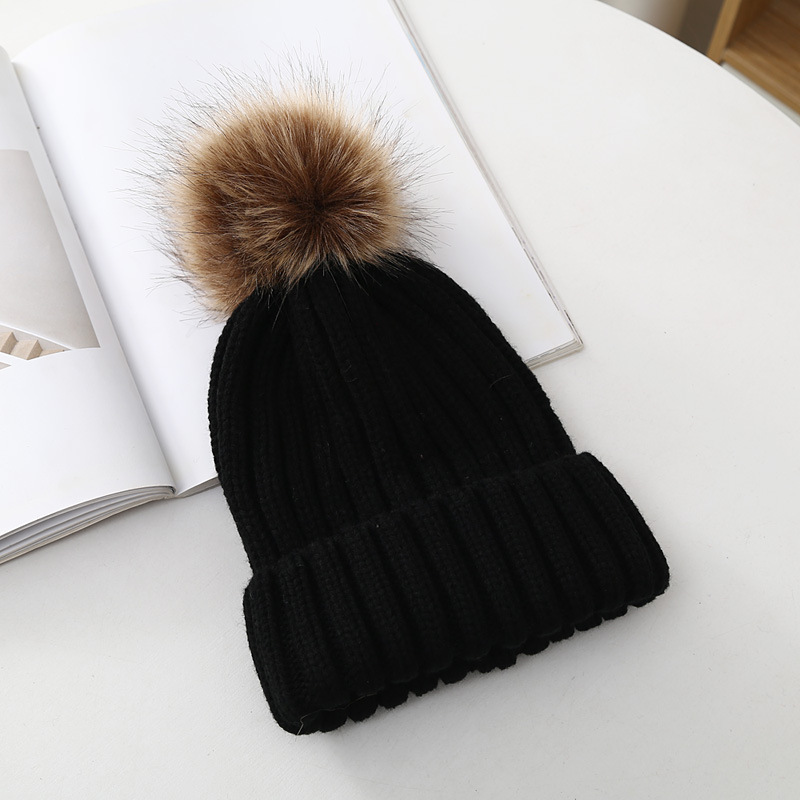 秋冬帽子の子供はキツネの毛玉の帽子のキャンディー色の毛糸の帽子をまねて、厚い保温の耳の包みの頭の帽子をかぶせます。