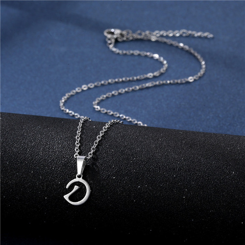 Cross-border jewelry wholesale lucky letter necklace for women, stainless steel polished smooth 26 letter lock chain necklace