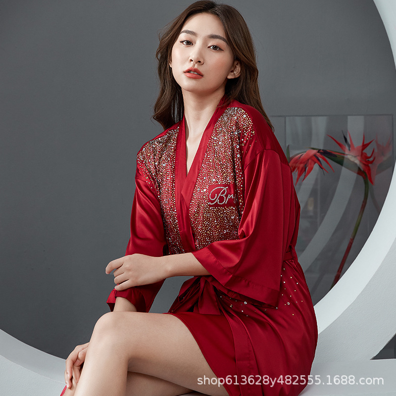 모닝 로브 여성 신부 들러리 새로운 결혼식 중공업 석고 라인 석 스티커 다이아몬드 로고 홈 잠자는 목욕 가운