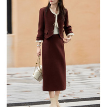 时尚气质名媛优雅加厚套装女士2025冬季新品减龄小香风夹克两件套