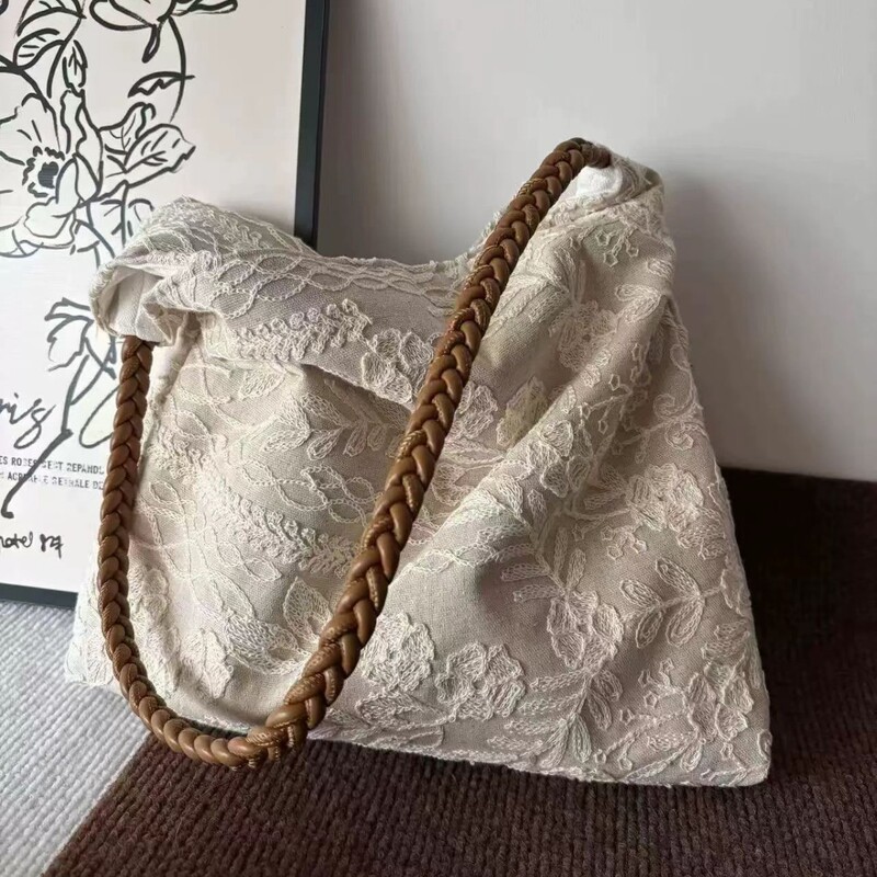 2025 New Product Original Linen Embroidered Flower Petals Shoulder Tote Bag Spring and Summer Versatile Simple Literary Bag 2025 New Product Original Linen Embroidered Flower Petals Shoulder Tote Bag Spring and Summer Versatile Simple Literary Bag