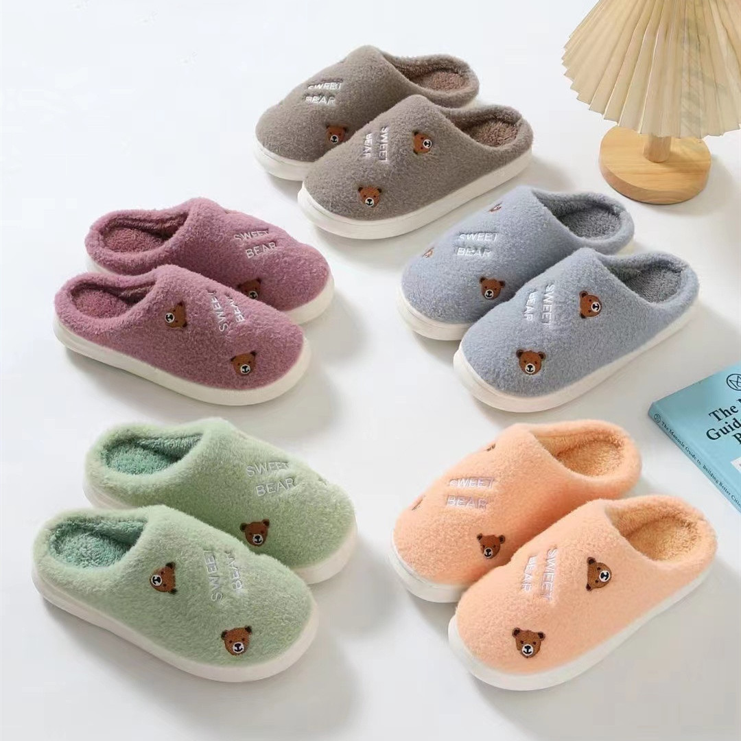Directo de fábrica Zapatillas de algodón casa de invierno casa hombres y mujeres ancianos Zapatillas de algodón cálido forro polar fondo grueso Zapatillas de lana al por mayor