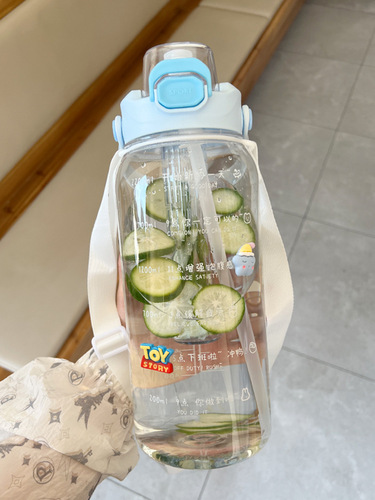 Women's water cup super large capacity fitness water bottle portable straw water bottle summer high temperature resistant bucket cup