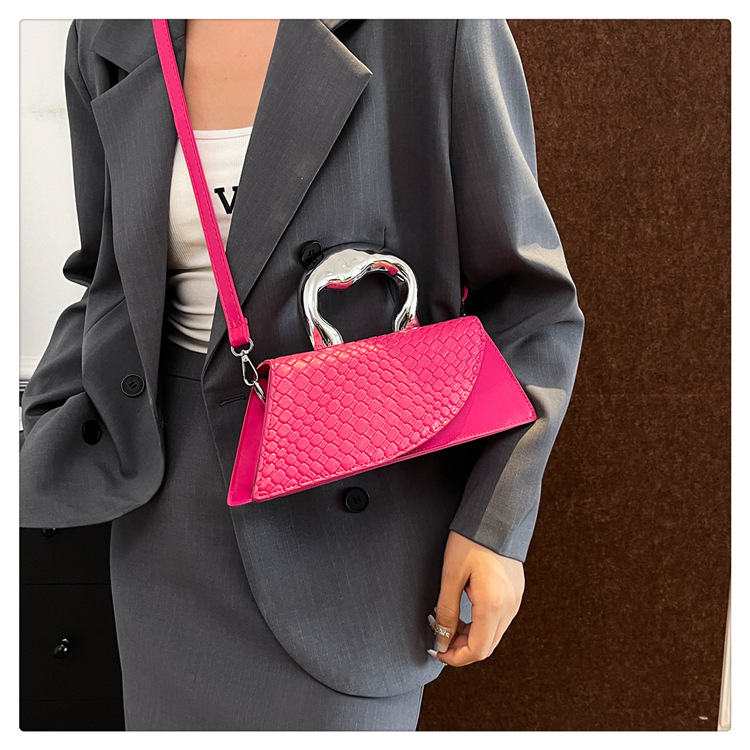 Crocodile patterned handbag for women 2024 new high-end niche design, personalized single shoulder crossbody square bag_voghion.com