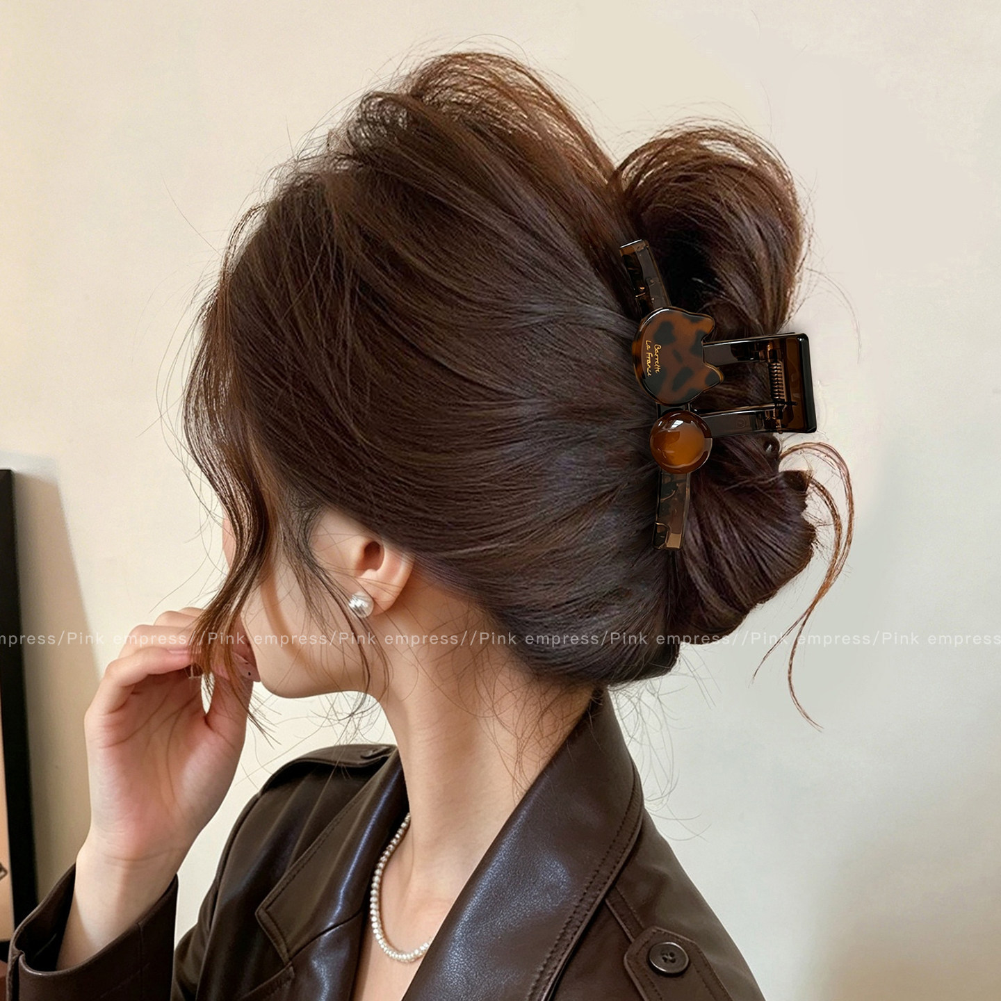 2026 nuevo clip de cabello ondulado clip de cabello de tiburón grande clip de cabello de mujer detrás de la cabeza de alta sensación clip de cabello accesorios para el cabello
