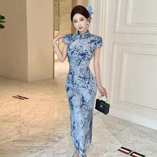 6534�羳���QŮ�b���l�|�ρ����L����ʽ�{ɫ÷��ֲ�q�����B��ȹŮ