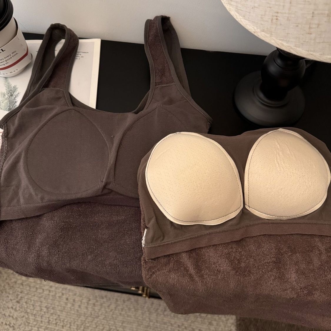 Añadir terciopelo en otoño e invierno engrosar anillos de pelo para mantener el calor tirantes chalecos mujeres con almohadillas para el pecho para protegerse del frío ropa interior delgada para calentar la parte inferior de la blusa