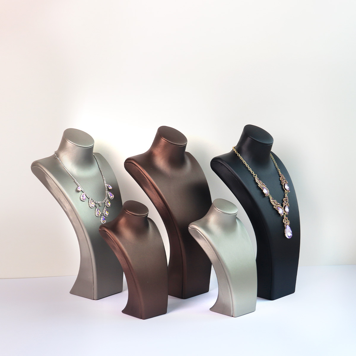 ����չʾ����˿Ƥ���ξ�ģ��Ʒ������ģ�ز����鱦����չʾ����