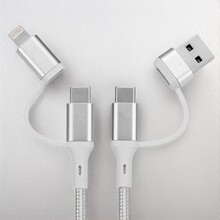 ��I��ُ�ĺ�һUSB����������66W�m���Type-C��䔵����