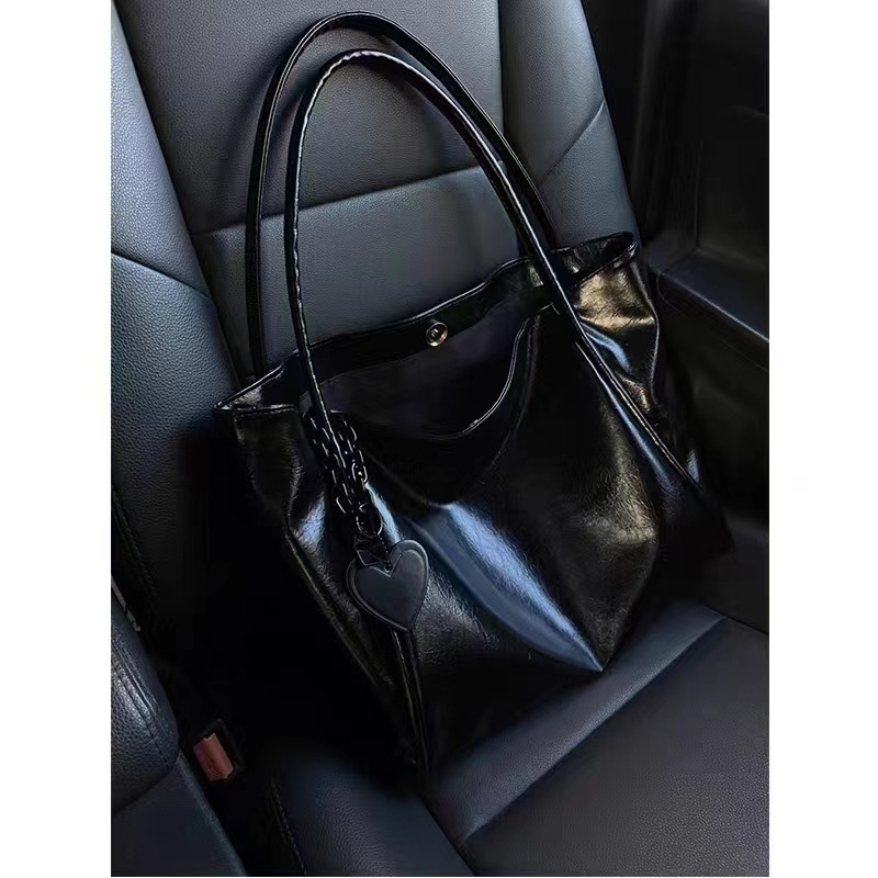 Tote for women 2024, new high-end feeling, popular fashion this year, large capacity commuting shoulder bag_voghion.com