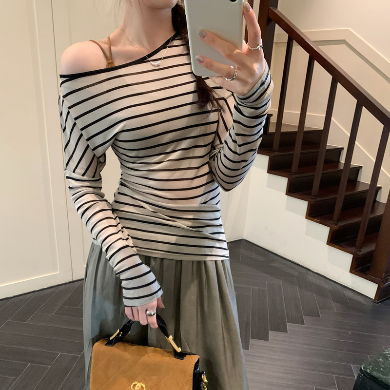 Lyocell Tencel Stripesd Slanted Shoulder Long-Sleeved T-Shirt for Women 2025 New Early Autumn Single Wear Bottoming Shirt Off-Shoulder Top
