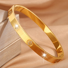 �羳��Ʒ�AȦ�c荲��P����CŮ�W���p��С���OӋ�߼��в���ɫ���C