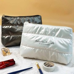 新型クロスボーダー綿ダウン化粧バッグ防水携帯洗面バッグ高級感クラッチバッグ大容量収納袋
