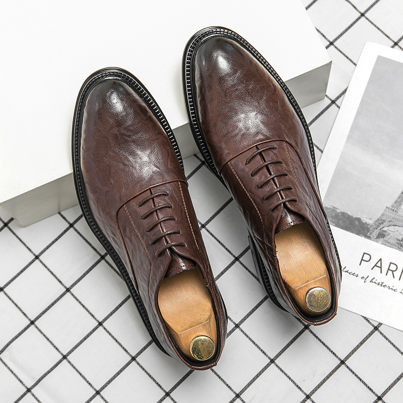 2024 club de verano barquero coreano zapatos de cuero hombre moda moda zapatos casuales transfronterizos británicos zapatos de cuero de punta moda