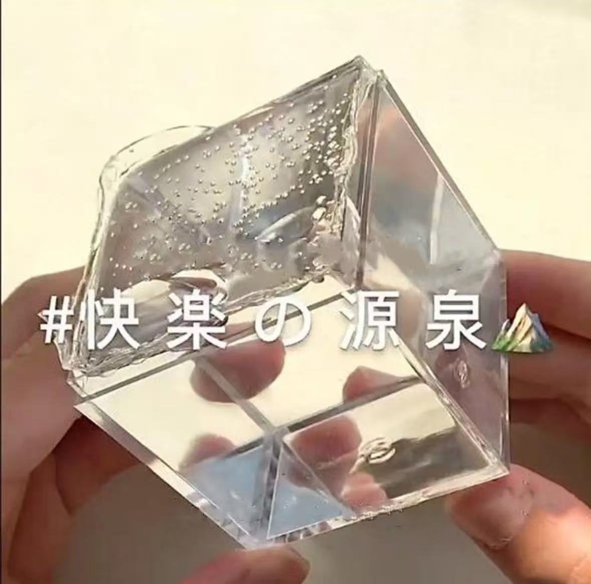 Caja de goma espumante red roja, goma espumante barata, corazón de una niña, alto valor facial, goma espumante slim, goma espumante de barro de cristal