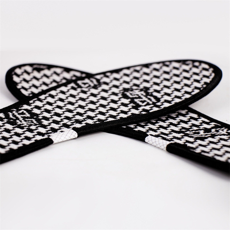 Buyun 11011 desodorante absorbente de sudor desodorante antibacteriano fragante transpirable de las mujeres fragante Plantilla de entrenamiento militar medicina verano