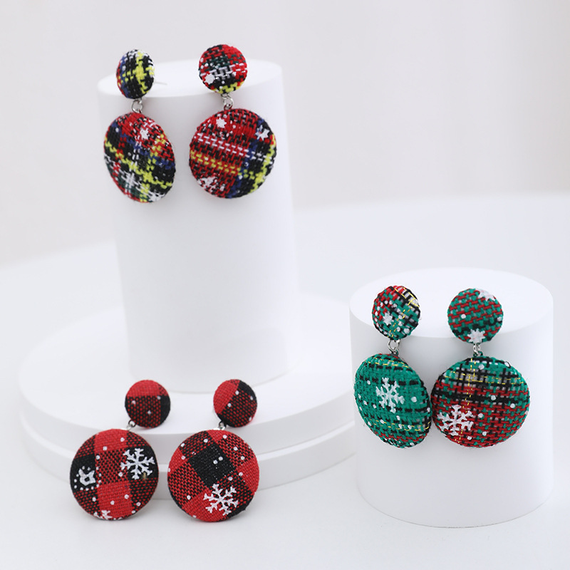 Fashion Round Snowflake Cloth Women's Earrings 1 Pair display picture 4