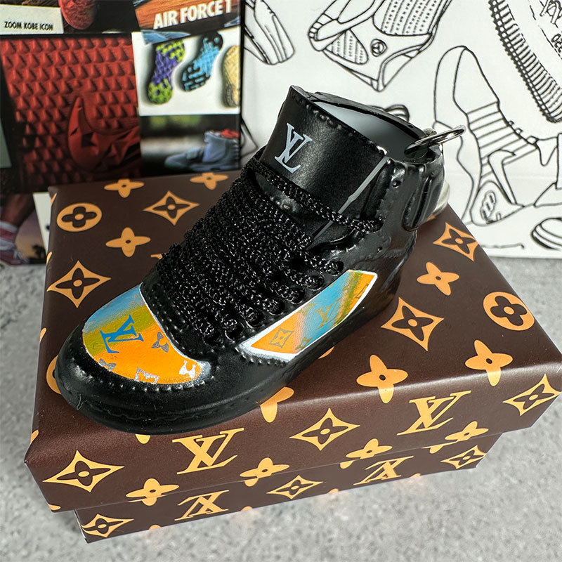 6.v black colorful one + box