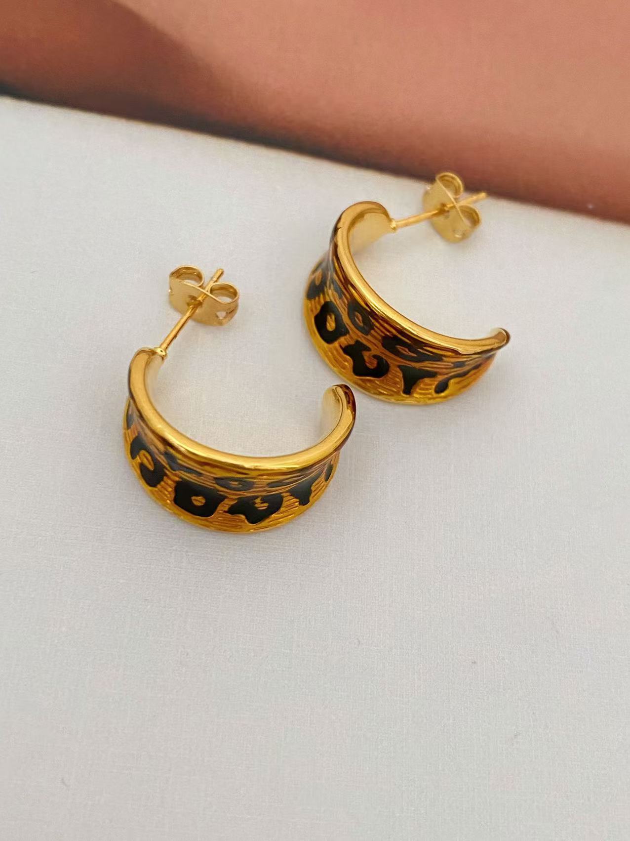 Lady Style Leopard Copper Lady Enamel Earrings