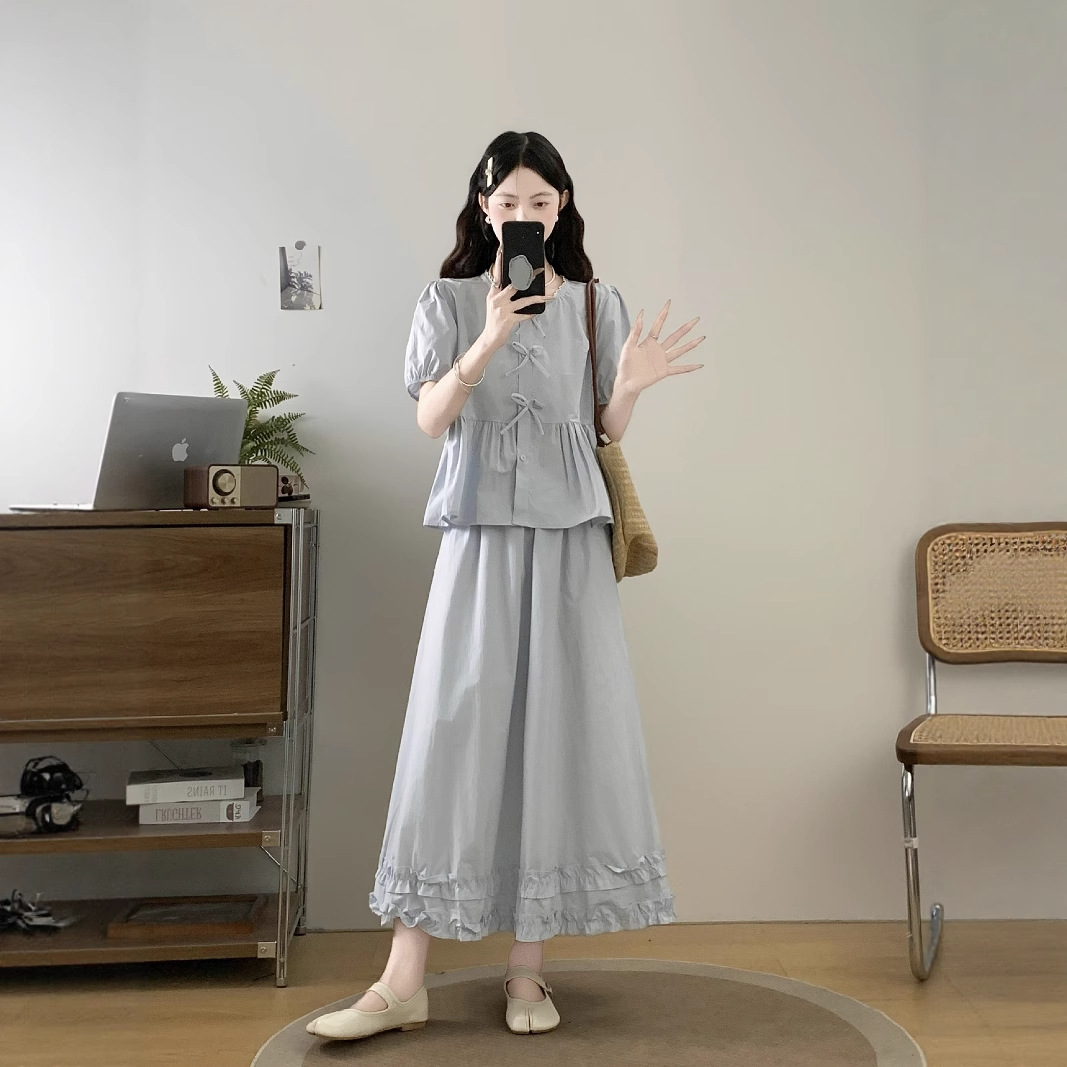 Plus Size Korean Sweet Age-Reducing Bow Short-Sleeved Loose Doll Shirt + Skirt Women's Flesh-Covering Fashion Suit