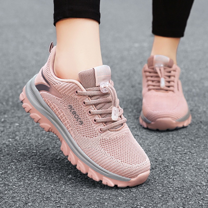 Elderly Women's Summer Mesh Shoes, Breathable Non-Slip Shoes for Middle-Aged and Elderly Women, Comfortable Soft-Soled Sports Shoes for Men Elderly Women's Summer Mesh Shoes, Breathable Non-Slip Shoes for Middle-Aged and Elderly Women, Comfortable Soft-Soled Sports Shoes for Men