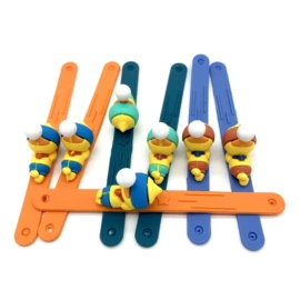 钥匙扣及钥匙扣配件;其他工艺品;搪胶公仔