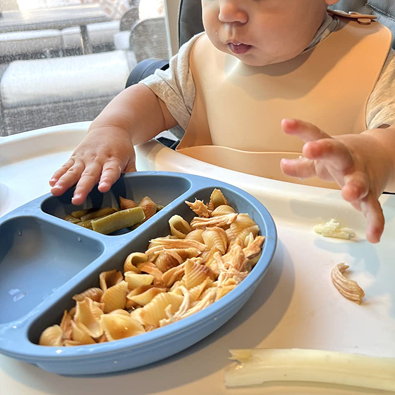 Transfronterizos niños suplementarios de silicona platos de comedor bebés suplementarios platos de comedor sonrientes diez conjuntos de platos de alimentación madre-infantil al por mayor