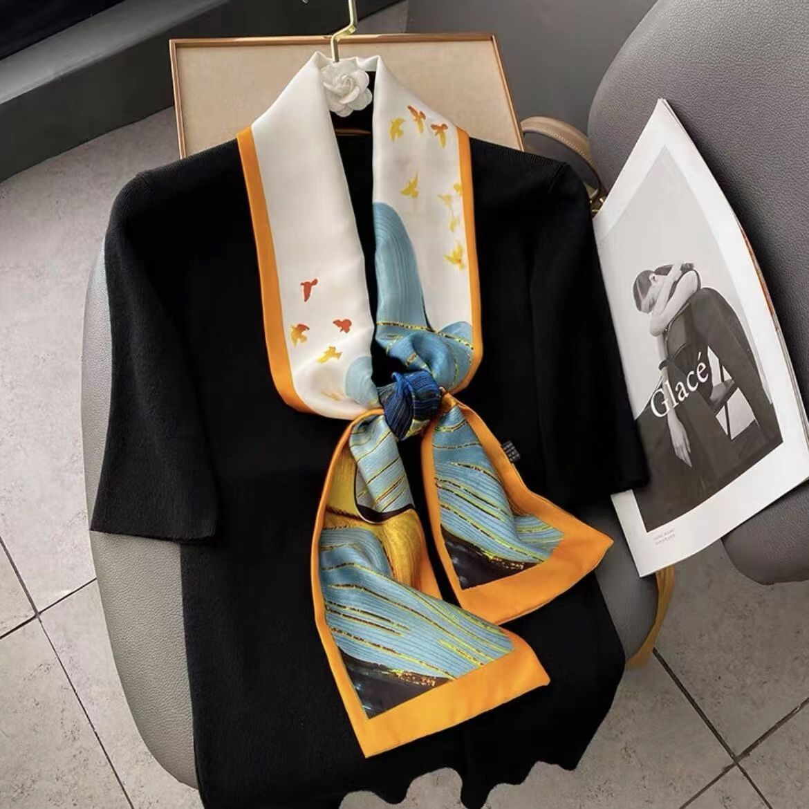 春と秋の絹織物のリボンの長いスカーフの長いマフラーの女性のスカーフの贈り物はすぐに卸売りします。