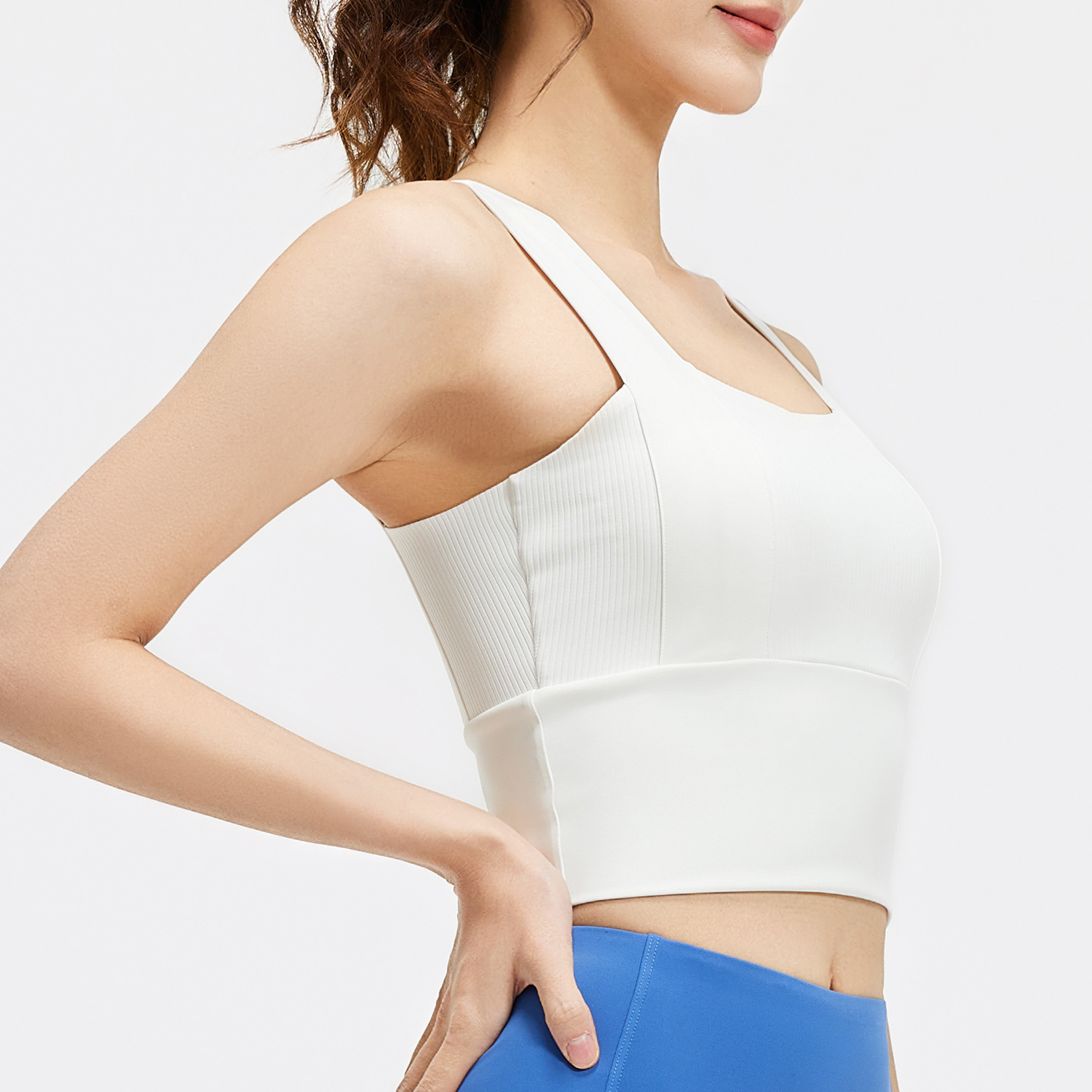 Juyi Tang nueva ropa interior deportiva transfronteriza hermosa espalda a prueba de choque se reúnen en forma fija cojín de pecho sujetador de fitness