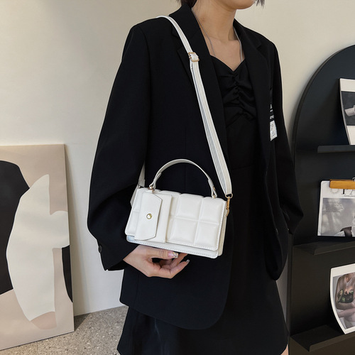 Popular Fashion Checkered Shoulder Bag Women's Texture Embossed Parent-and-Child Bag Stylish Versatile Crossbody and Single-Shoulder Bag