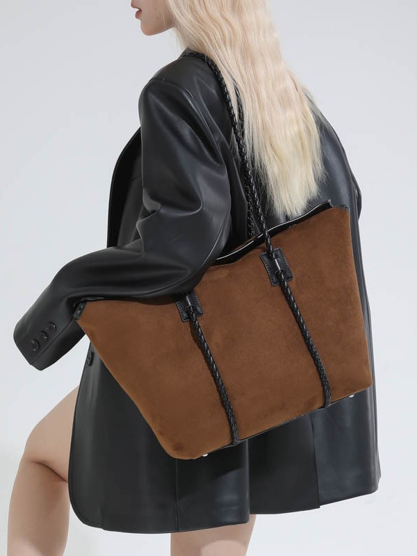 Bolsa de transporte de piel de ciervo de gran capacidad para mujeres nuevas sensaciones relajadas transfronterizas, lujosas y lujosas bolsas de hombro de moda