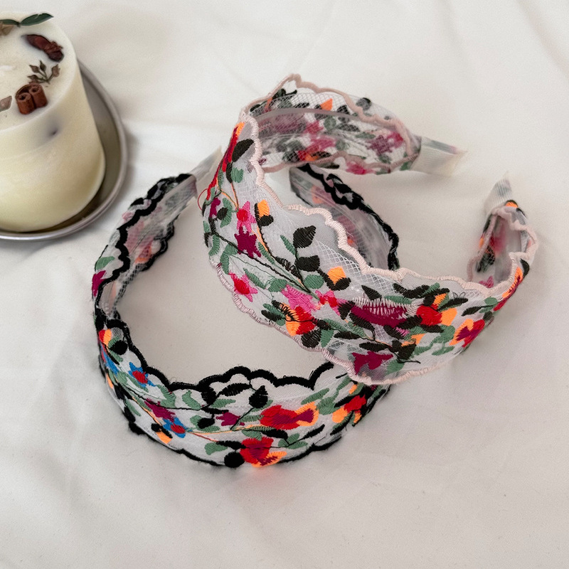 女性用のレトロなパーソナライズされた花の刺繍入りヘッドバンド、ハイエンドのエスニックスタイルのパーソナライズされたニッチデザインのつばの広い高頭蓋ヘッドバンド|undefined