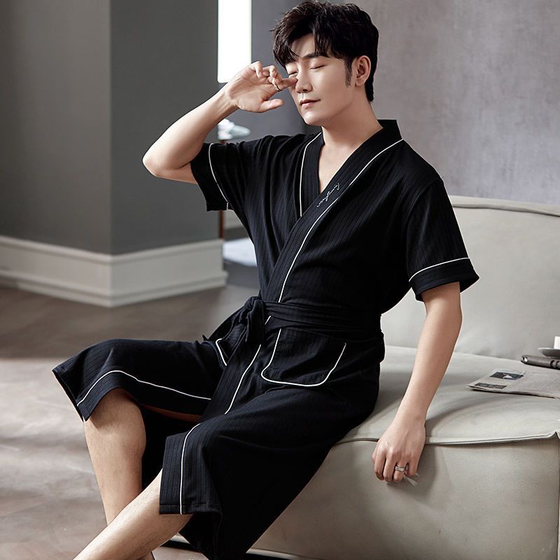 Verano de los hombres de algodón de manga corta delgada de estilo japonés de media longitud de los hombres más tamaño Albornoz pijamas de verano
