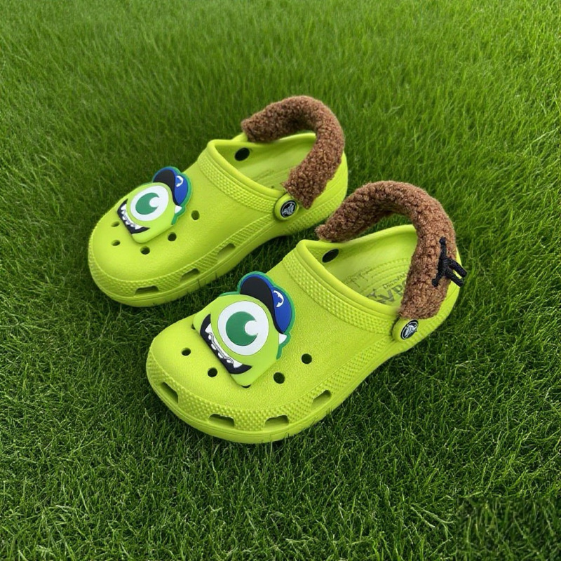 Cross-Border 2025 New Star Green Clogs for Men and Women, Shrek Big-Eyed Boy, Comfortable and Trendy