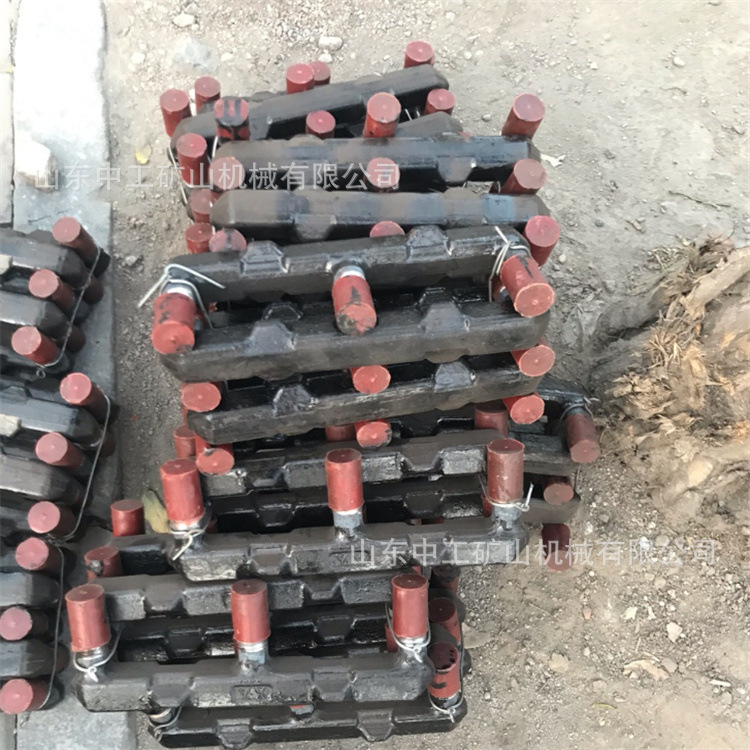 山东厂家直供刮板输送机配件E型螺栓 U型螺栓 碳合金钢E型螺栓