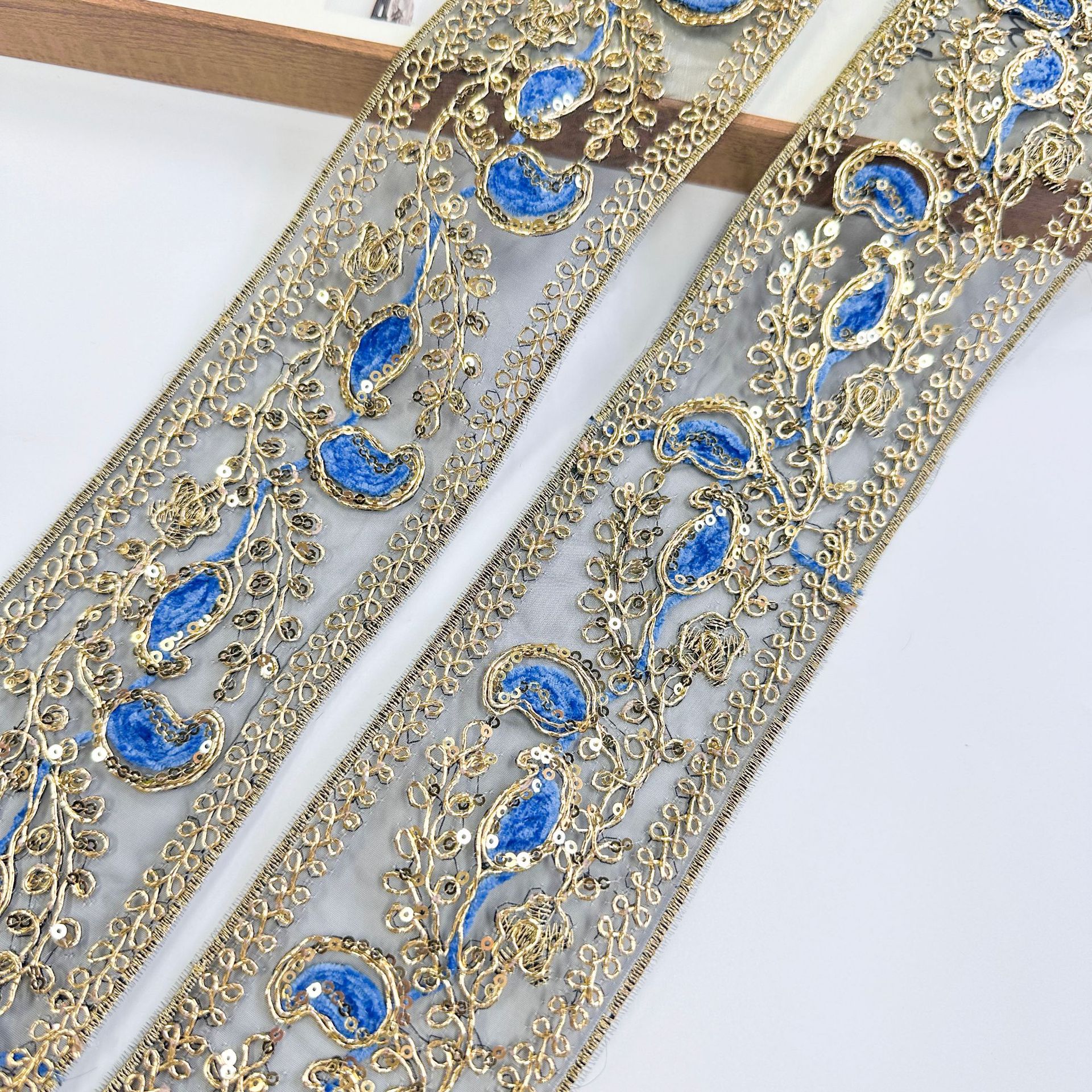 Decoración de bordado de encaje con estampado dorado sequinilla multicolor accesorios de ropa opcionales DIY accesorios de cortina hecha a mano image 3