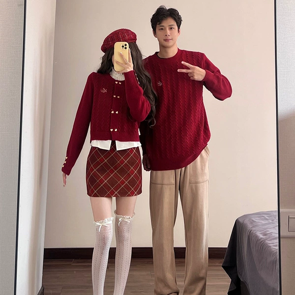 Men's sweater