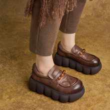 2025秋季圆头牛皮松糕鞋厚底单鞋女休闲一脚蹬坡跟轻便豆豆乐福鞋