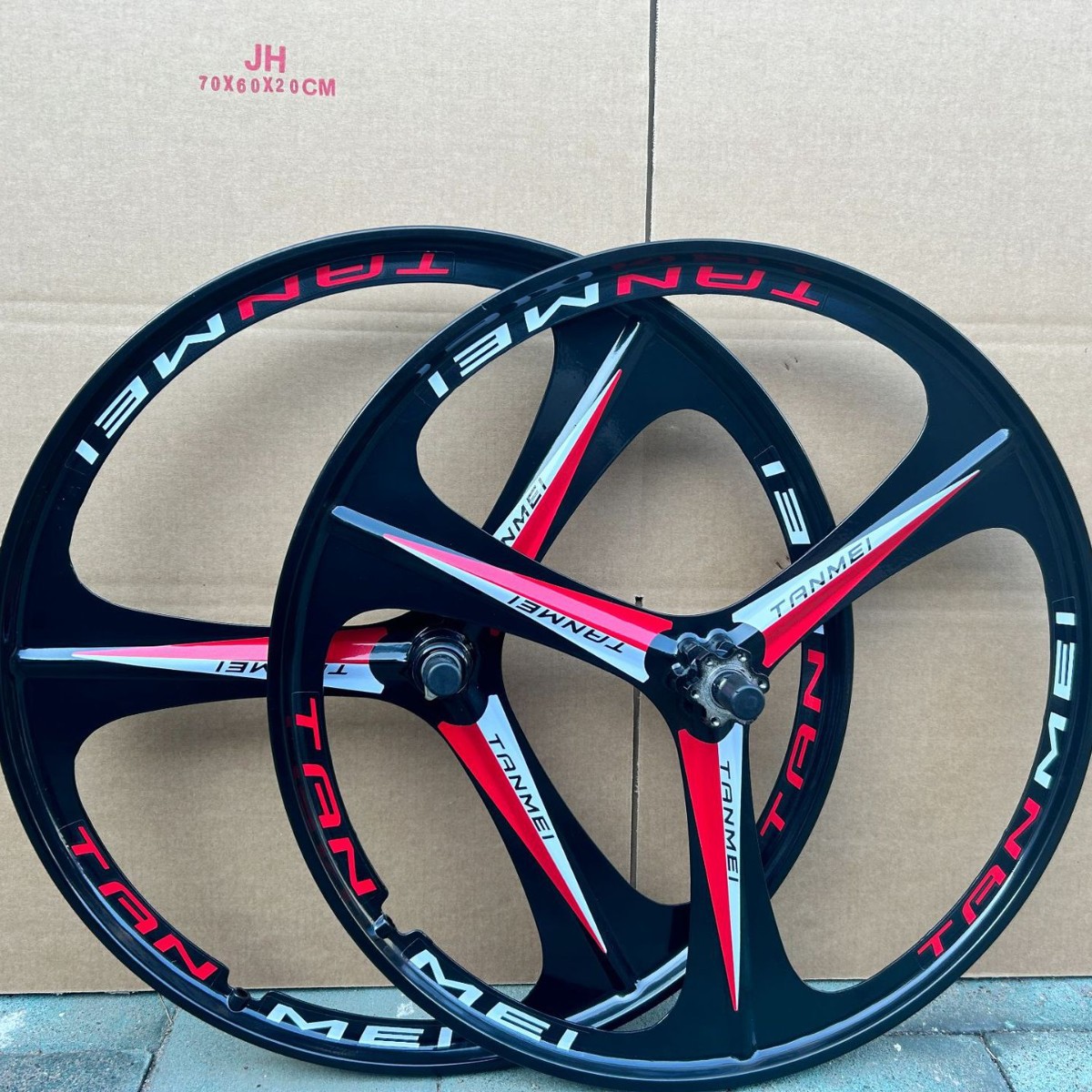 Juego de ruedas integradas de aleación de magnesio para bicicleta de 20/24/26 pulgadas con rodamiento, freno de disco de montaña y buje giratorio integrado