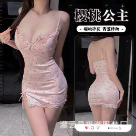 三生吟少女情趣内衣粉色樱桃蕾丝性感吊带紧身免脱连衣裙套装8239