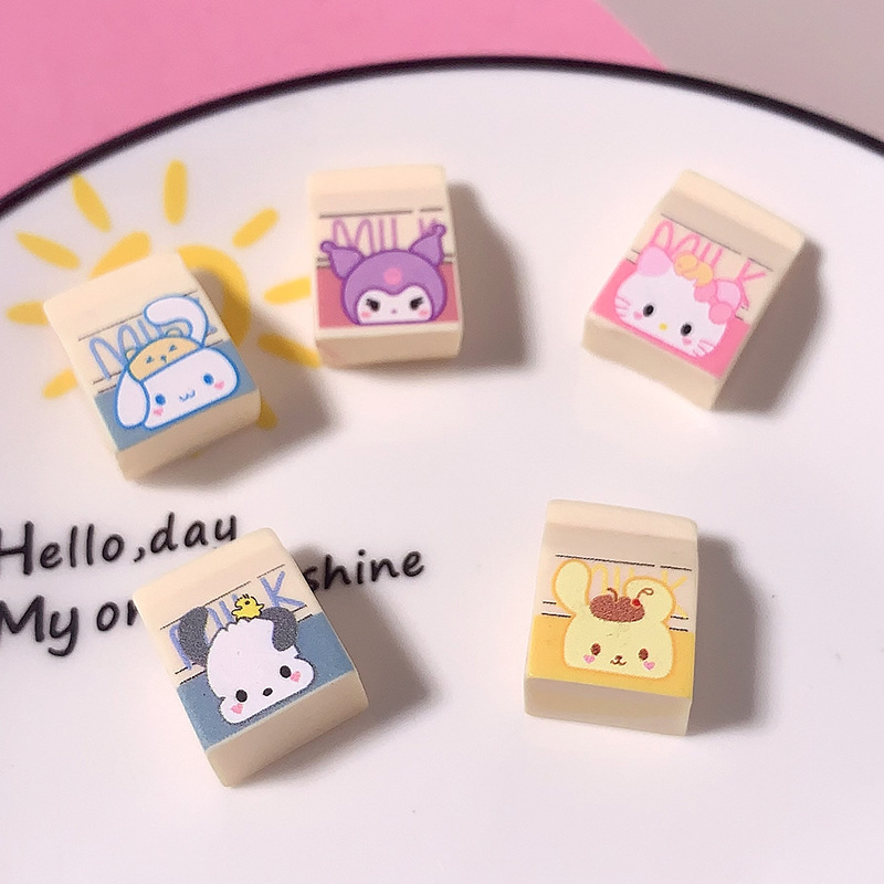 Nuevos dibujos animados Sanrio adorable caja de leche de animales accesorios de resina DIY crema pegamento tocado accesorios de botones de zapatos