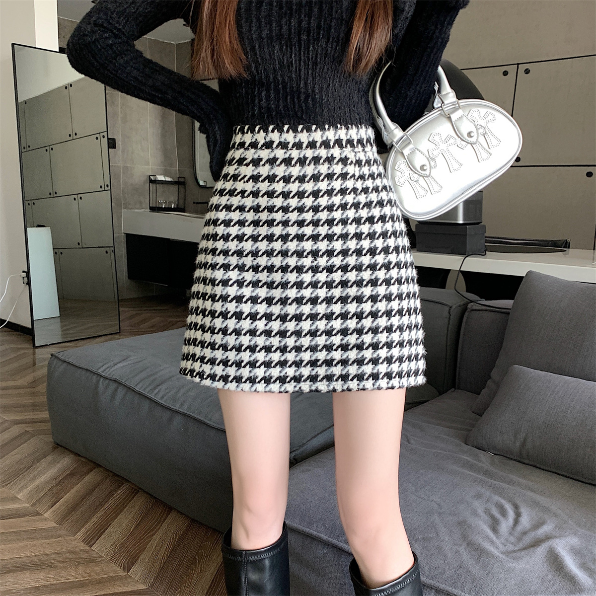 设计感千鸟格毛呢a字短裙女大码微胖mm高腰小个子包臀格纹半身裙