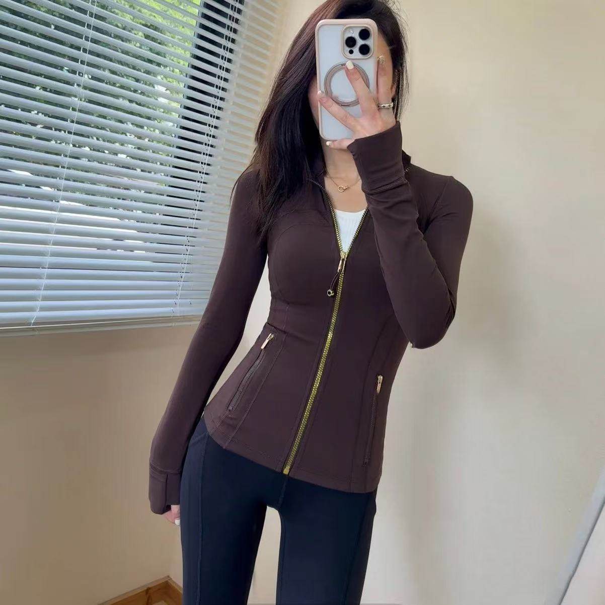 Coffee brown [gold zipper] stand collar