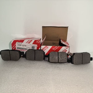 In-stock brake pads suitable for Toyota Corolla and Levin 04466AZF09 0446602330