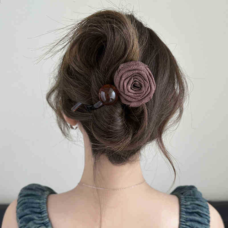 Mellard rosa seca clip para el cabello para mujeres 2025 nuevo clip de torsión de alta sensación clip de agarre detrás de la cabeza cabeza cabeza gorda gorda tocado