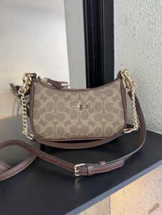Underarm bag, one-shoulder bag, shoulder bag, genuine leather