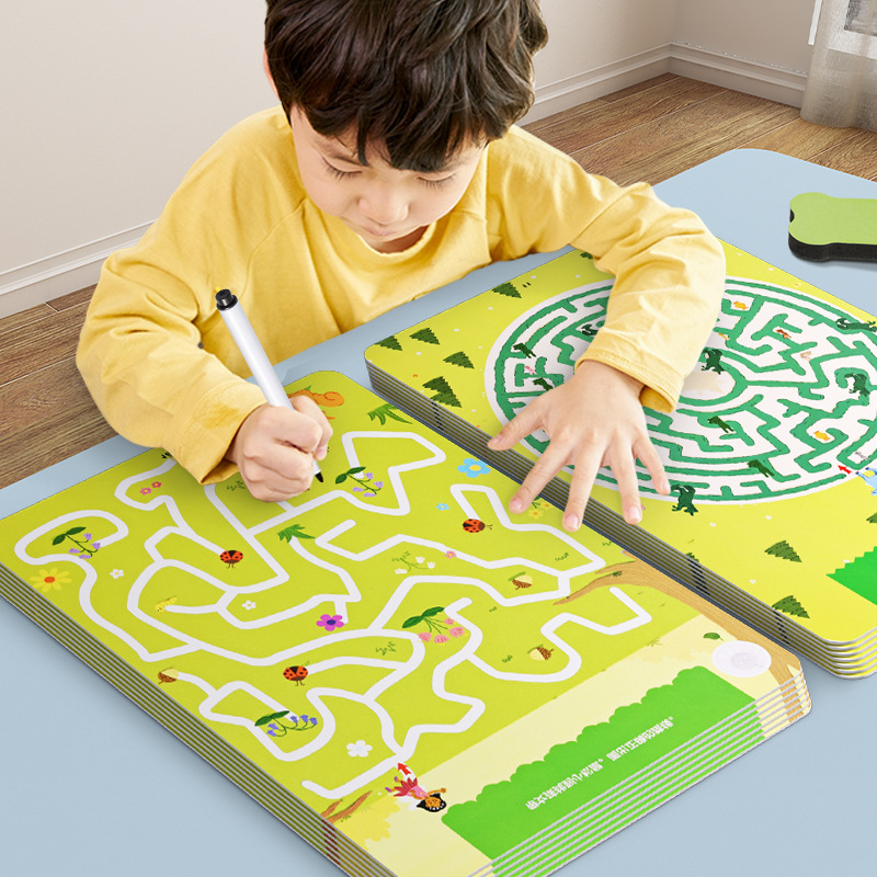 Children's maze training book concentration puzzle toys whole brain thinking intelligence development training maze 3 years old 4 Children's maze training book concentration puzzle toys whole brain thinking intelligence development training maze 3 years old 4