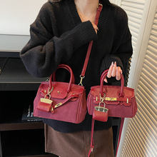 ���Q�羳����Ů2025�¿�r���|�������ͨ�ڰٴ�μ�б���K���