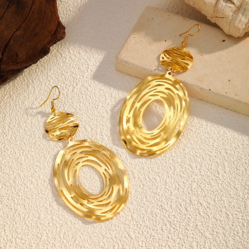 Aretes de oro geométrico de estilo europeo y americano mujeres estilo de moda estilo